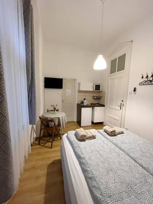 12# Sunflower Cozy Apartment Budapest Extérieur photo